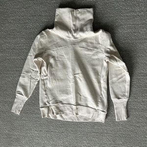 Alo Sweatshirt